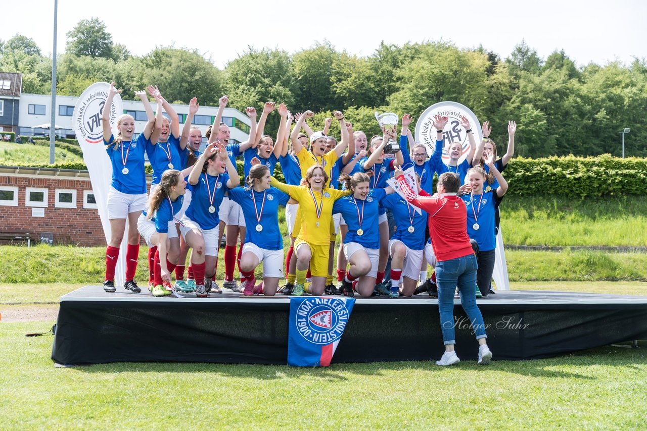 Bild 119 - wBJ SH-Pokalfinale  Holstein-Kiel - SV Viktoria : Ergebnis: 1:0